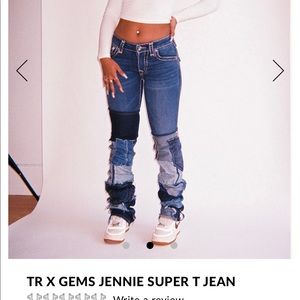 LOOKING FOR THESE TR JEANS❗️❗️( DONT BUY LISTING)
